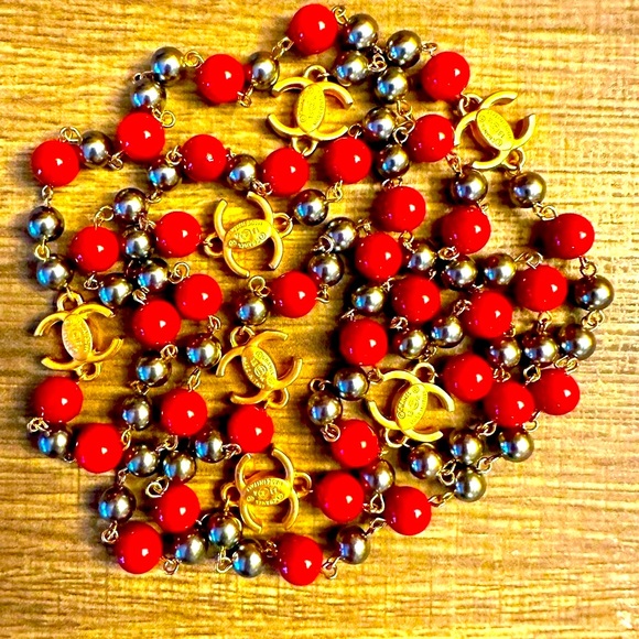 WOW POSHMARK - Authentic Chanel Superstar Red Silver Gold Iconic Necklace 52” - Picture 2 of 16